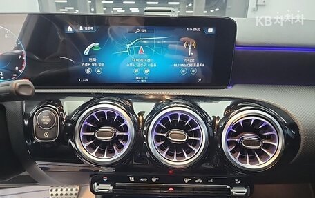 Mercedes-Benz A-Класс, 2022 год, 1 830 020 рублей, 10 фотография