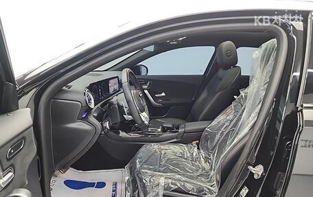 Mercedes-Benz A-Класс, 2022 год, 1 830 020 рублей, 11 фотография