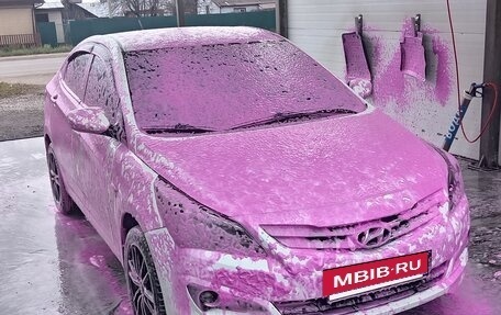 Hyundai Solaris II рестайлинг, 2015 год, 895 000 рублей, 7 фотография