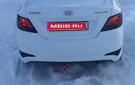 Hyundai Solaris II рестайлинг, 2015 год, 895 000 рублей, 10 фотография