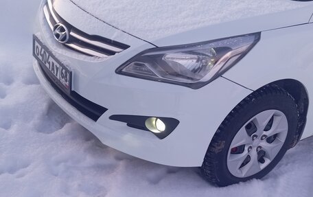 Hyundai Solaris II рестайлинг, 2015 год, 895 000 рублей, 16 фотография