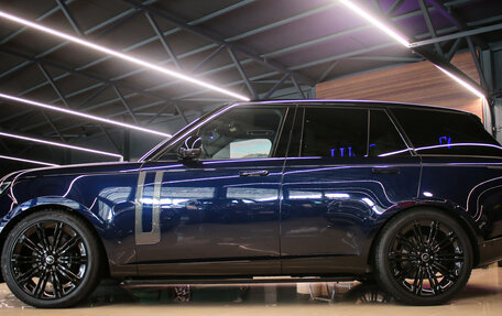 Land Rover Range Rover IV рестайлинг, 2022 год, 13 300 000 рублей, 2 фотография
