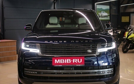 Land Rover Range Rover IV рестайлинг, 2022 год, 13 300 000 рублей, 3 фотография