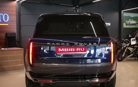 Land Rover Range Rover IV рестайлинг, 2022 год, 13 300 000 рублей, 4 фотография