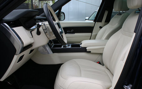 Land Rover Range Rover IV рестайлинг, 2022 год, 13 300 000 рублей, 6 фотография