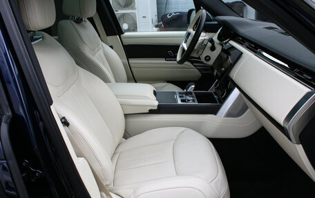 Land Rover Range Rover IV рестайлинг, 2022 год, 13 300 000 рублей, 7 фотография