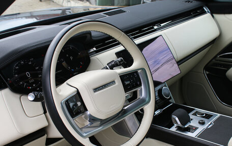 Land Rover Range Rover IV рестайлинг, 2022 год, 13 300 000 рублей, 8 фотография