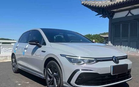 Volkswagen Golf VIII, 2022 год, 1 576 000 рублей, 3 фотография
