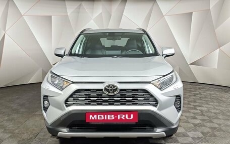 Toyota RAV4, 2020 год, 2 443 000 рублей, 7 фотография