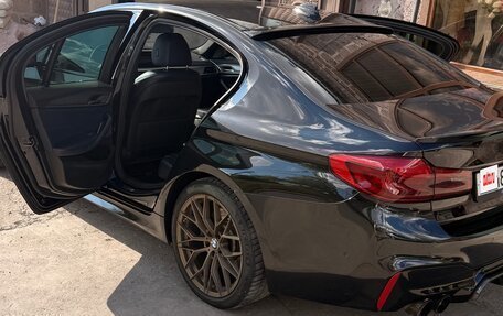 BMW 5 серия, 2017 год, 3 300 000 рублей, 3 фотография