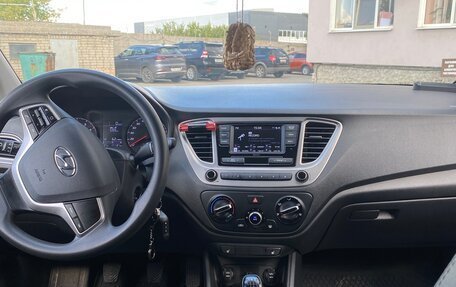 Hyundai Solaris II рестайлинг, 2020 год, 1 440 000 рублей, 5 фотография