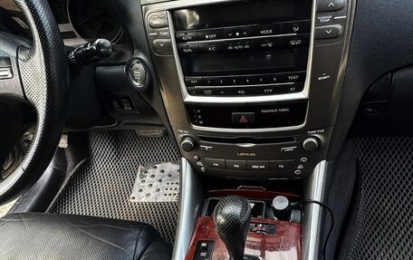 Lexus IS II рестайлинг 2, 2007 год, 1 200 000 рублей, 13 фотография