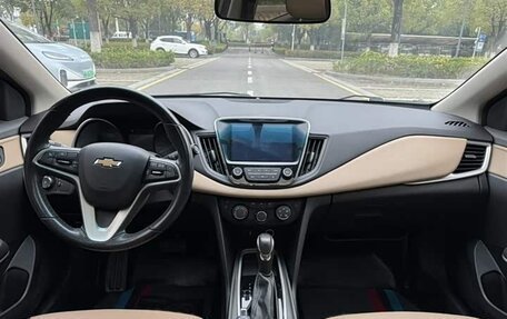 Chevrolet Monza, 2022 год, 976 000 рублей, 12 фотография