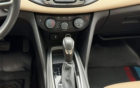 Chevrolet Monza, 2022 год, 976 000 рублей, 14 фотография