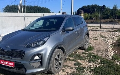 KIA Sportage IV рестайлинг, 2020 год, 2 300 000 рублей, 1 фотография