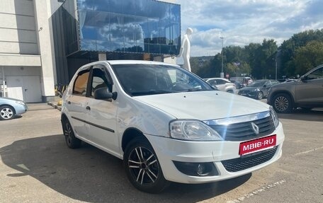 Renault Logan I, 2012 год, 330 000 рублей, 1 фотография