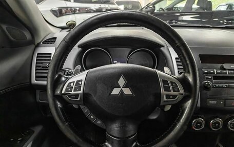 Mitsubishi Outlander III рестайлинг 3, 2010 год, 899 000 рублей, 11 фотография