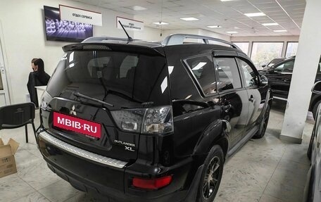 Mitsubishi Outlander III рестайлинг 3, 2010 год, 899 000 рублей, 4 фотография
