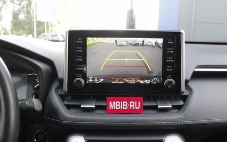Toyota RAV4, 2021 год, 3 700 000 рублей, 17 фотография