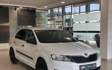Skoda Rapid I, 2015 год, 916 000 рублей, 3 фотография