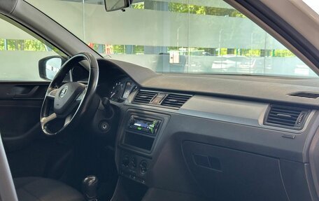 Skoda Rapid I, 2015 год, 916 000 рублей, 8 фотография