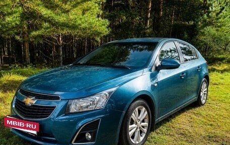 Chevrolet Cruze II, 2013 год, 690 000 рублей, 3 фотография