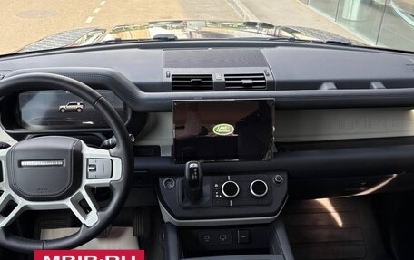 Land Rover Defender II, 2023 год, 12 500 000 рублей, 17 фотография