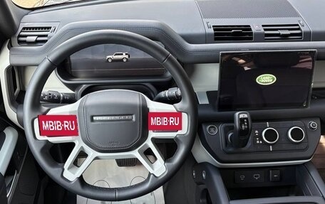 Land Rover Defender II, 2023 год, 12 500 000 рублей, 18 фотография