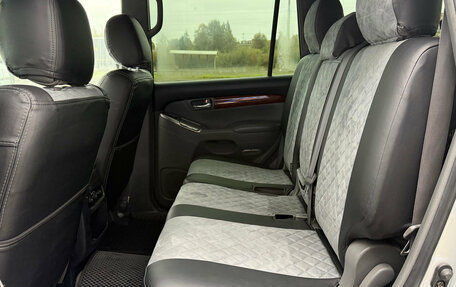 Toyota Land Cruiser Prado 120 рестайлинг, 2006 год, 1 750 000 рублей, 11 фотография