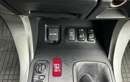 Toyota Land Cruiser Prado 120 рестайлинг, 2006 год, 1 750 000 рублей, 17 фотография