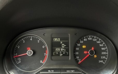 Volkswagen Polo VI (EU Market), 2015 год, 350 000 рублей, 13 фотография