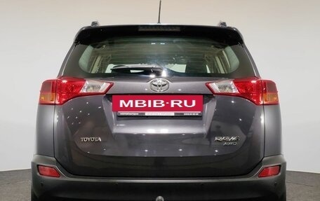 Toyota RAV4, 2015 год, 1 750 000 рублей, 6 фотография