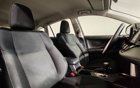 Toyota RAV4, 2015 год, 1 750 000 рублей, 16 фотография
