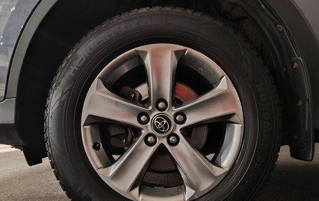 Toyota RAV4, 2015 год, 1 750 000 рублей, 26 фотография