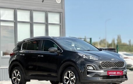 KIA Sportage IV рестайлинг, 2020 год, 2 200 000 рублей, 3 фотография