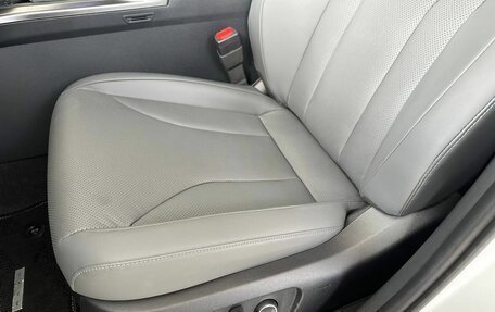 Toyota RAV4, 2026 год, 4 699 000 рублей, 13 фотография