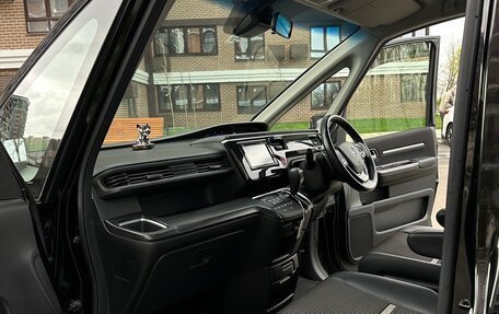 Honda Stepwgn IV, 2016 год, 1 970 000 рублей, 18 фотография