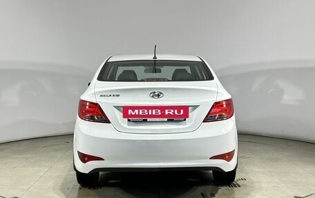 Hyundai Solaris II рестайлинг, 2016 год, 1 085 000 рублей, 8 фотография