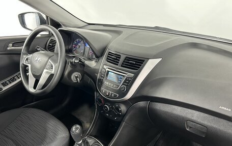 Hyundai Solaris II рестайлинг, 2016 год, 1 085 000 рублей, 20 фотография