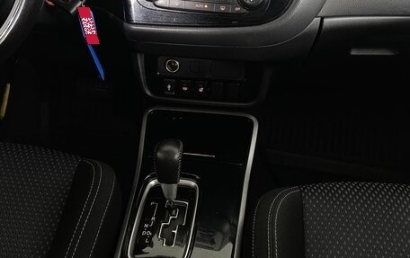 Mitsubishi Outlander III рестайлинг 3, 2018 год, 1 920 000 рублей, 14 фотография