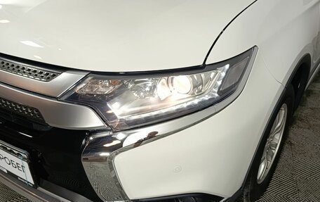Mitsubishi Outlander III рестайлинг 3, 2018 год, 1 920 000 рублей, 21 фотография