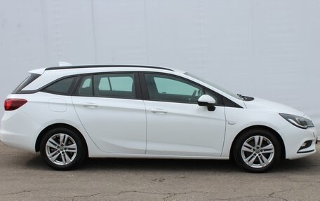 Opel Astra K, 2017 год, 1 224 000 рублей, 8 фотография