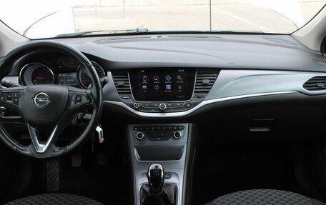 Opel Astra K, 2017 год, 1 224 000 рублей, 16 фотография