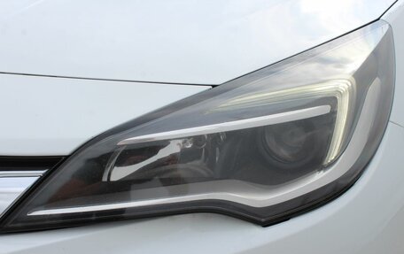 Opel Astra K, 2017 год, 1 224 000 рублей, 19 фотография