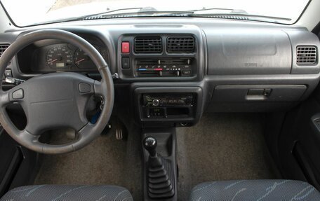 Suzuki Jimny, 2005 год, 770 000 рублей, 16 фотография