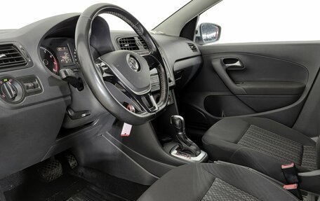 Volkswagen Polo VI (EU Market), 2018 год, 1 210 000 рублей, 16 фотография