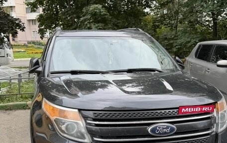 Ford Explorer VI, 2014 год, 1 850 000 рублей, 2 фотография