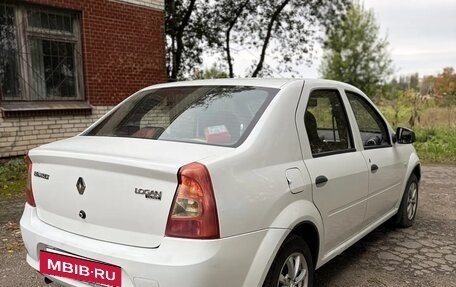 Renault Logan I, 2012 год, 259 000 рублей, 2 фотография