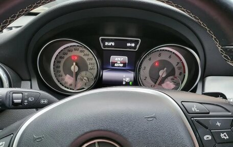 Mercedes-Benz GLA, 2015 год, 3 000 000 рублей, 2 фотография