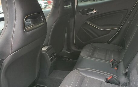 Mercedes-Benz GLA, 2015 год, 3 000 000 рублей, 11 фотография